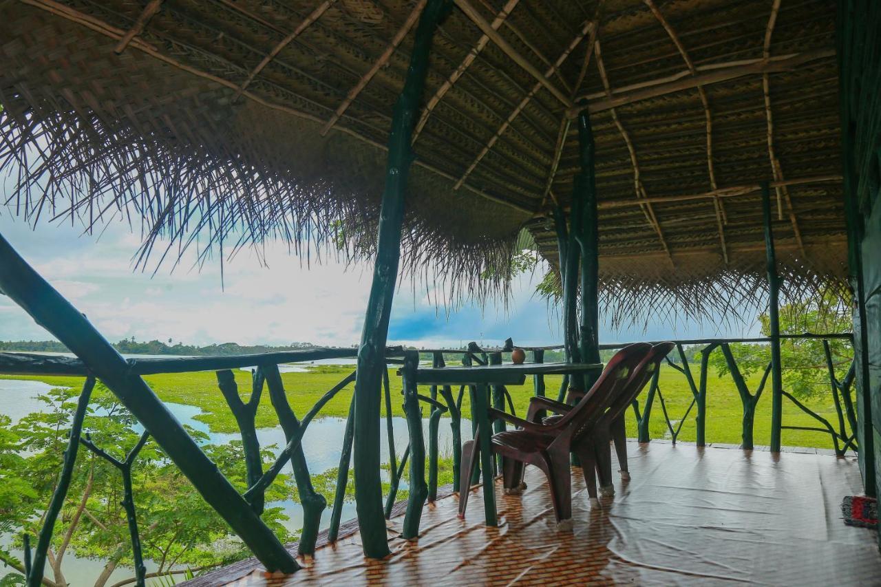 Lake Face Cabana Tissamaharama Esterno foto